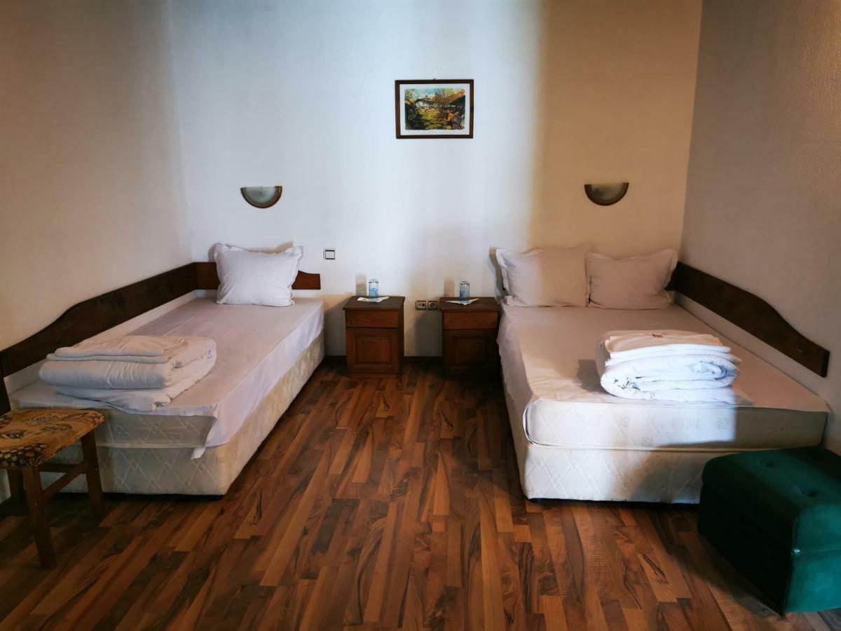 Комплекс Валера Hotell Gabarevo Exteriör bild