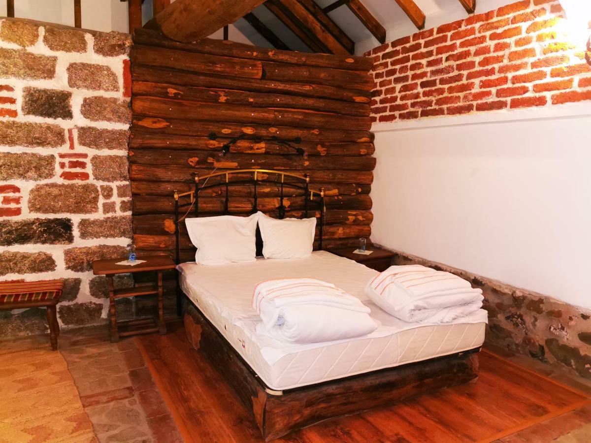 Комплекс Валера Hotell Gabarevo Exteriör bild